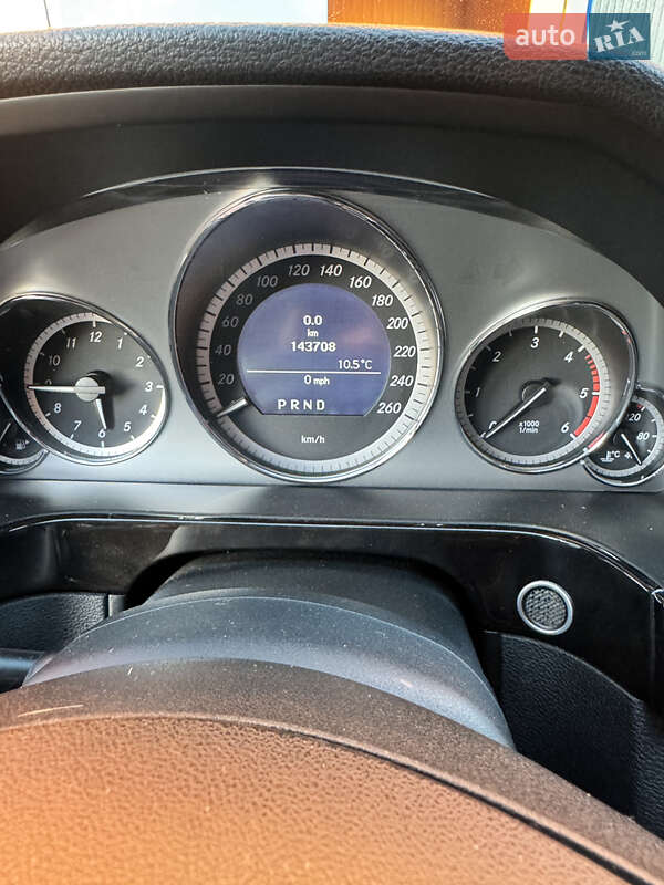 Седан Mercedes-Benz E-Class 2009 в Южноукраинске