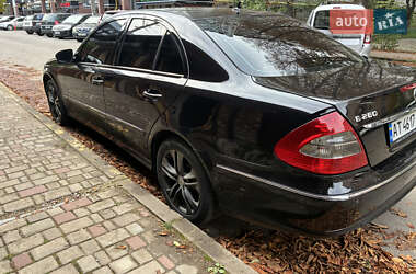 Седан Mercedes-Benz E-Class 2006 в 