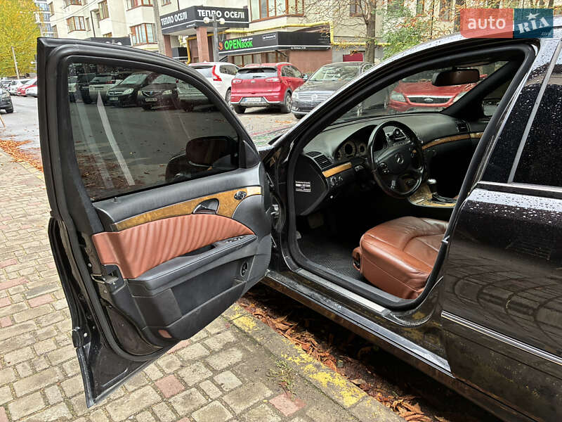 Седан Mercedes-Benz E-Class 2006 в Ивано-Франковске