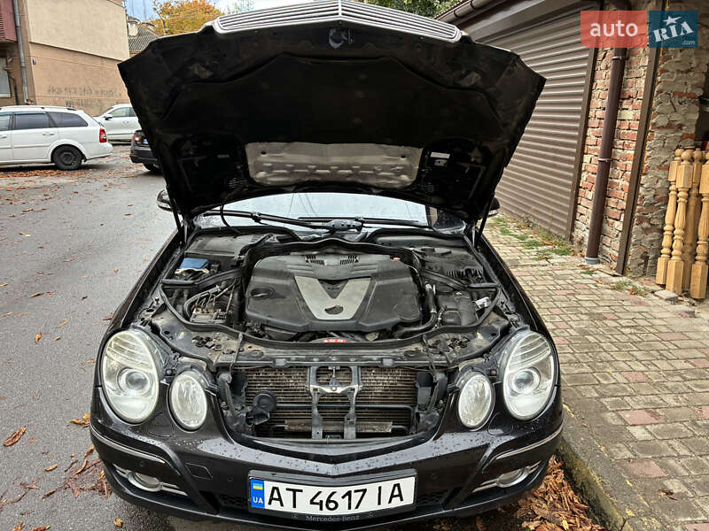 Седан Mercedes-Benz E-Class 2006 в Ивано-Франковске