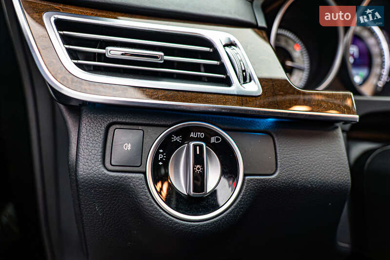 Седан Mercedes-Benz E-Class 2015 в Киеве