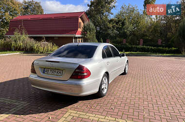 Седан Mercedes-Benz E-Class 2004 в 