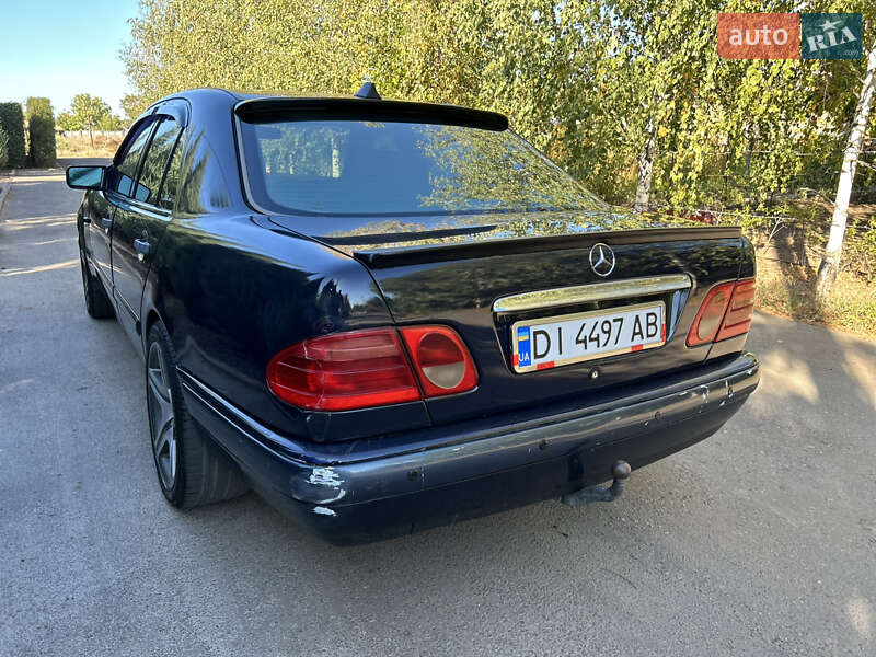 Седан Mercedes-Benz E-Class 1997 в Одессе