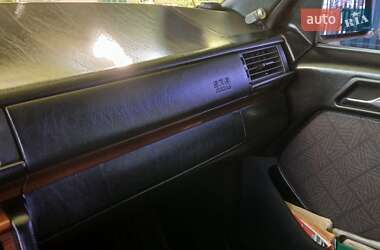 Седан Mercedes-Benz E-Class 1994 в 