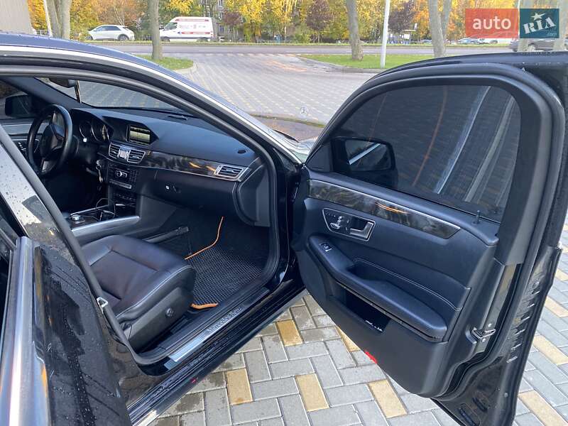 Седан Mercedes-Benz E-Class 2013 в Виннице