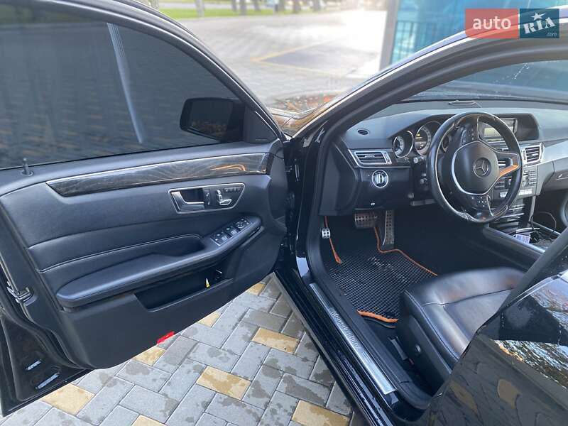 Седан Mercedes-Benz E-Class 2013 в Виннице