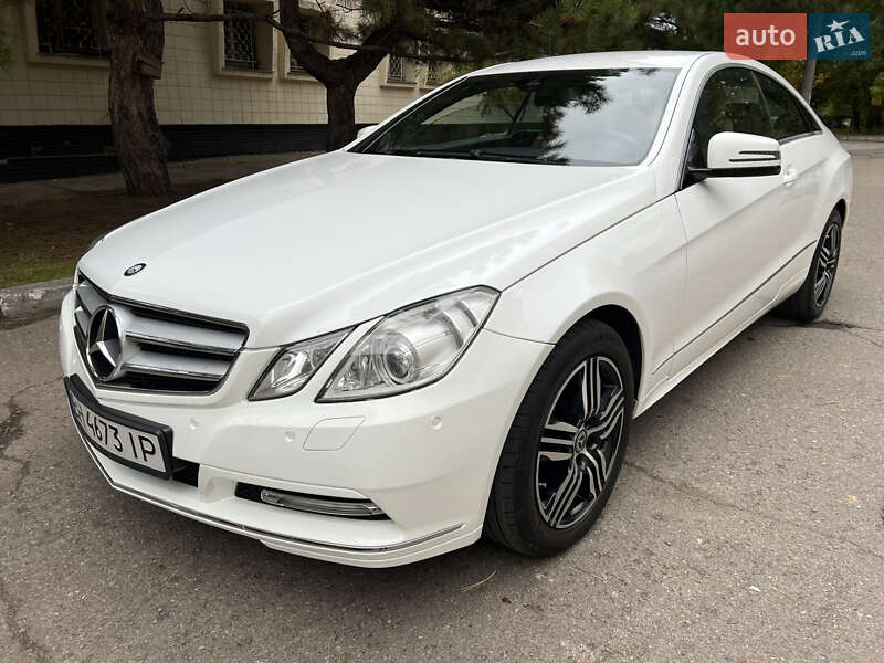 Mercedes-Benz E-Class 2012