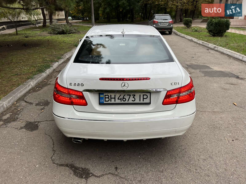 Купе Mercedes-Benz E-Class 2012 в Одесі