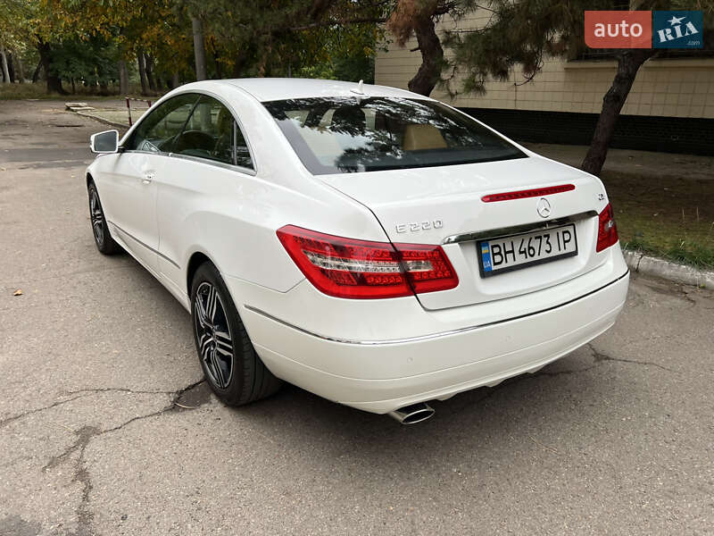 Купе Mercedes-Benz E-Class 2012 в Одесі