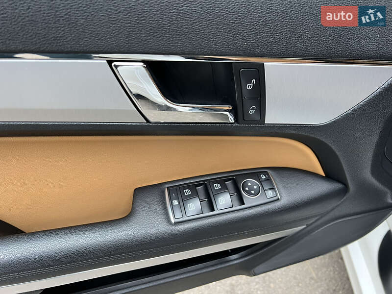 Купе Mercedes-Benz E-Class 2012 в Одесі