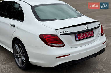 Седан Mercedes-Benz E-Class 2020 в 