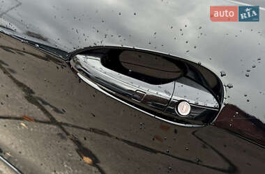 Купе Mercedes-Benz E-Class 2013 в 
