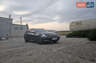 Универсал Mercedes-Benz E-Class 2011 в 