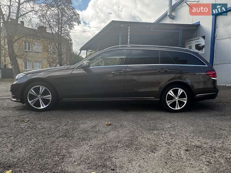 Универсал Mercedes-Benz E-Class 2013 в Львове фото 5 Универсал Mercedes-Benz E-Class 2013 в Львове