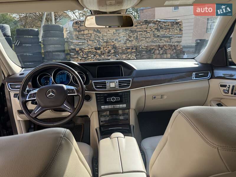 Универсал Mercedes-Benz E-Class 2013 в Львове фото 17 Универсал Mercedes-Benz E-Class 2013 в Львове