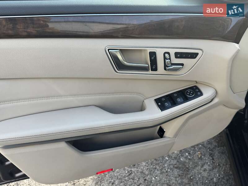 Универсал Mercedes-Benz E-Class 2013 в Львове фото 19 Универсал Mercedes-Benz E-Class 2013 в Львове