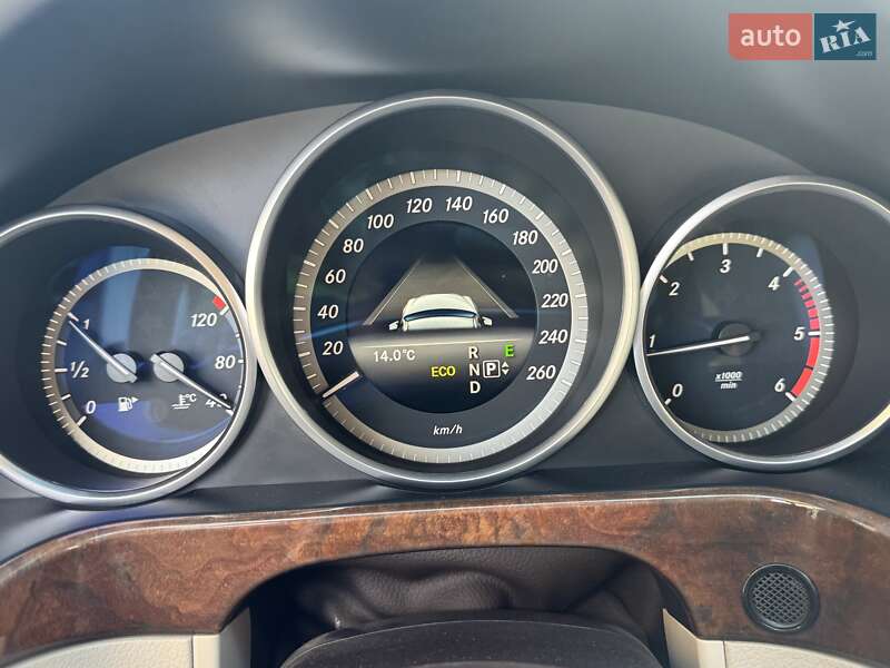 Универсал Mercedes-Benz E-Class 2013 в Львове фото 33 Универсал Mercedes-Benz E-Class 2013 в Львове