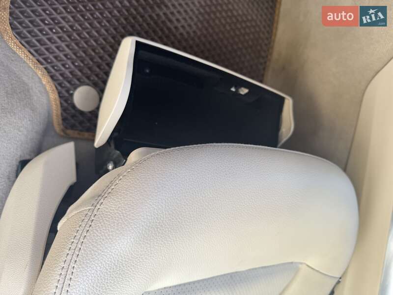 Универсал Mercedes-Benz E-Class 2013 в Львове фото 48 Универсал Mercedes-Benz E-Class 2013 в Львове