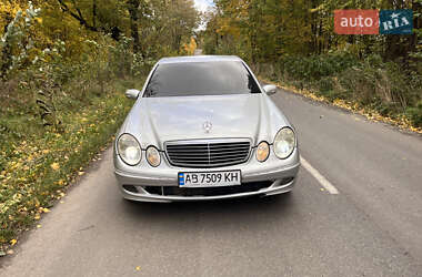 Седан Mercedes-Benz E-Class 2004 в 