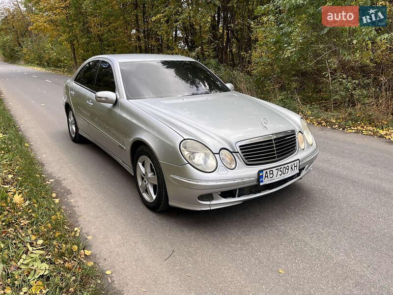 Седан Mercedes-Benz E-Class 2004 в Хмельницком