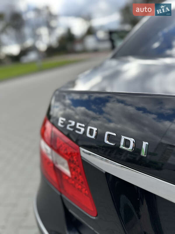 Седан Mercedes-Benz E-Class 2011 в Житомире фото 11 Седан Mercedes-Benz E-Class 2011 в Житомире