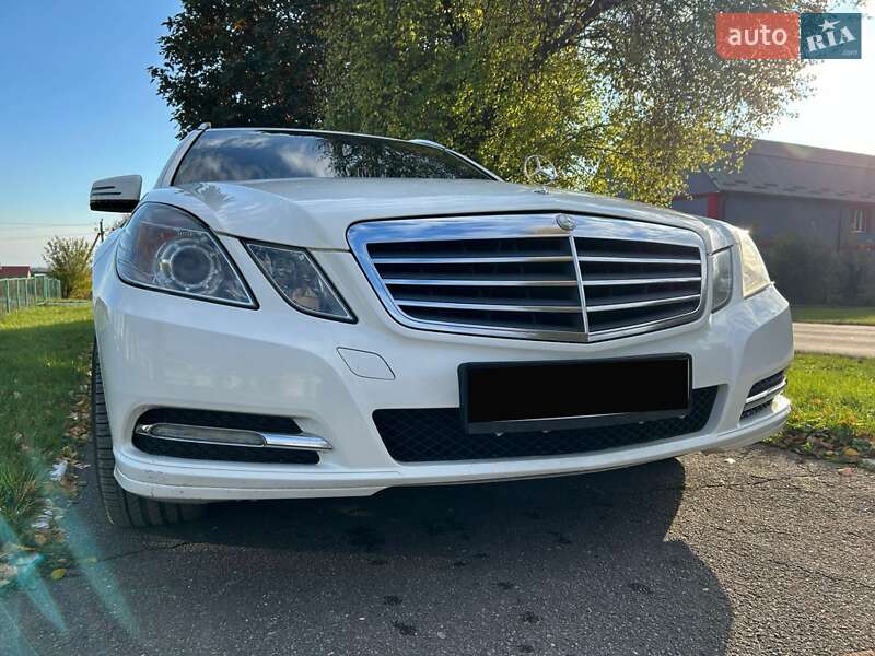 Mercedes-Benz E-Class 2012