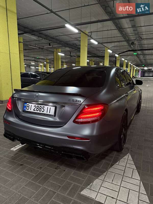 Седан Mercedes-Benz E-Class 2018 в Киеве