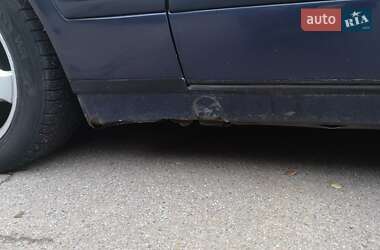Седан Mercedes-Benz E-Class 1997 в Києві