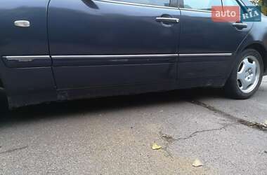 Седан Mercedes-Benz E-Class 1997 в Києві