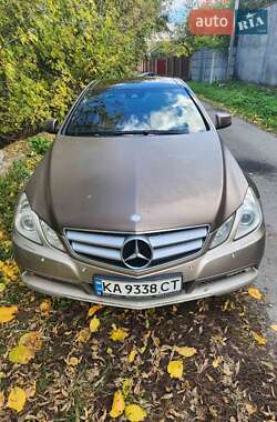 Купе Mercedes-Benz E-Class 2010 в Киеве