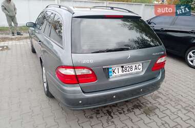 Универсал Mercedes-Benz E-Class 2005 в  фото 11 Универсал Mercedes-Benz E-Class 2005 в