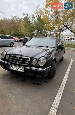 Седан Mercedes-Benz E-Class 1997 в Черкасах