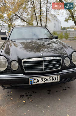 Седан Mercedes-Benz E-Class 1997 в 