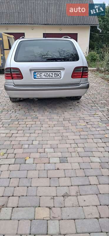 Універсал Mercedes-Benz E-Class 1998 в Чернівцях