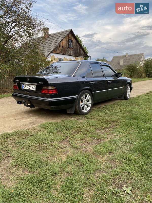 Седан Mercedes-Benz E-Class 1995 в Глибокій фото 2 Седан Mercedes-Benz E-Class 1995 в Глибокій
