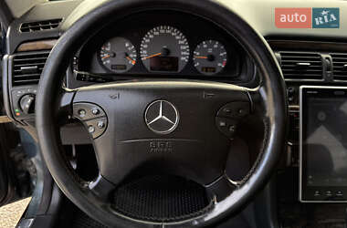 Седан Mercedes-Benz E-Class 2000 в 