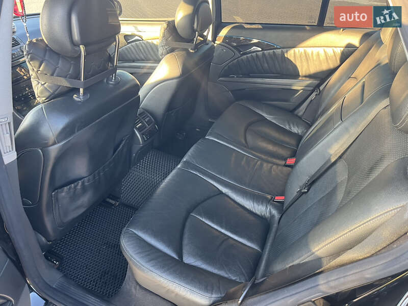 Універсал Mercedes-Benz E-Class 2004 в Львові фото 15 Універсал Mercedes-Benz E-Class 2004 в Львові