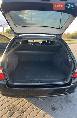 Універсал Mercedes-Benz E-Class 2004 в 
