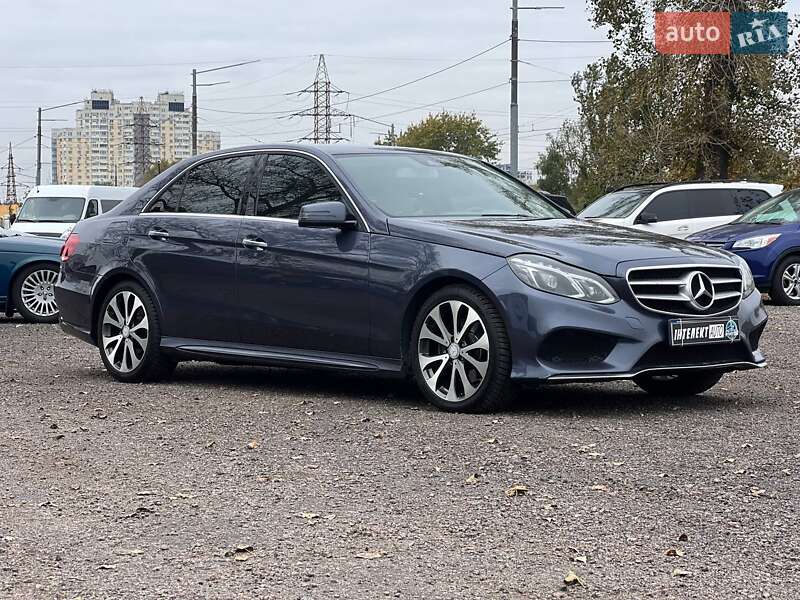 Седан Mercedes-Benz E-Class 2014 в Киеве
