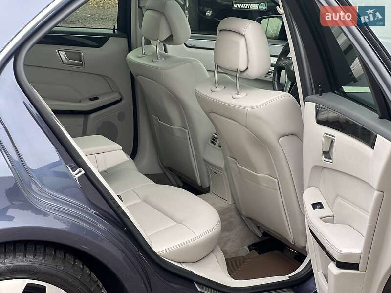 Седан Mercedes-Benz E-Class 2014 в Киеве