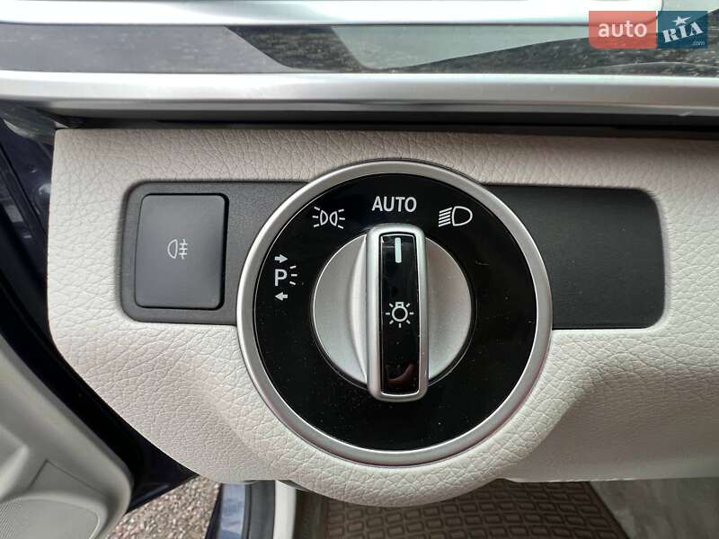 Седан Mercedes-Benz E-Class 2014 в Киеве