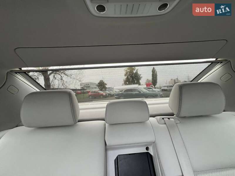 Седан Mercedes-Benz E-Class 2014 в Киеве
