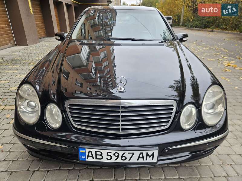 Mercedes-Benz E-Class 2004