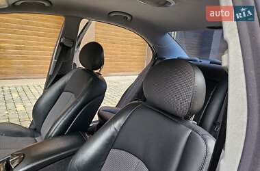 Седан Mercedes-Benz E-Class 2004 в 