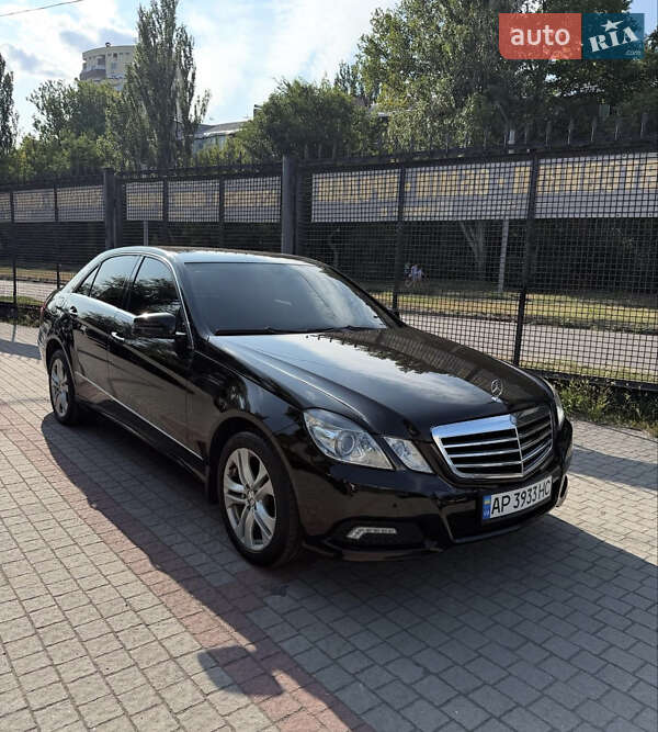 Mercedes-Benz E-Class 2009
