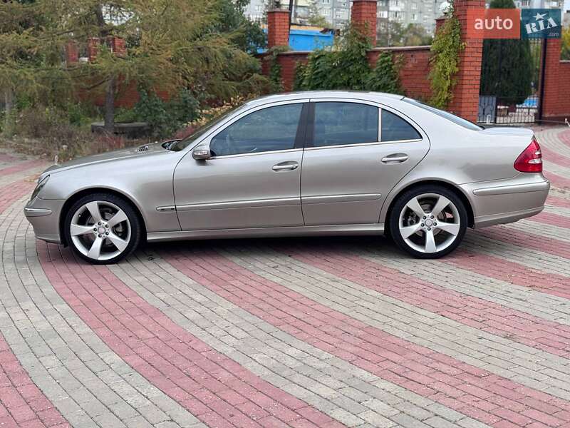 Седан Mercedes-Benz E-Class 2005 в Запоріжжі фото 5 Седан Mercedes-Benz E-Class 2005 в Запоріжжі