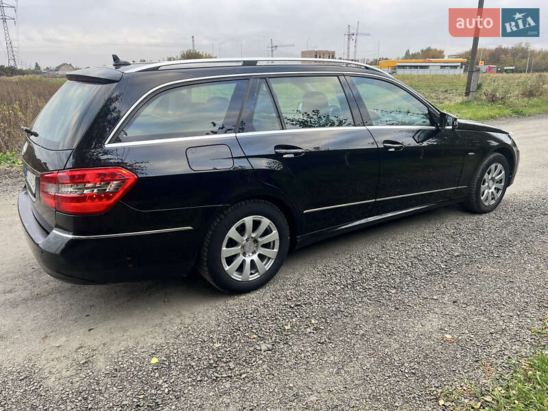 Універсал Mercedes-Benz E-Class 2010 в Луцьку