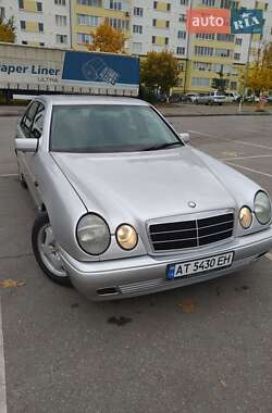 Седан Mercedes-Benz E-Class 1998 в Ивано-Франковске