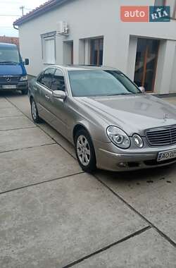 Седан Mercedes-Benz E-Class 2003 в Вилке