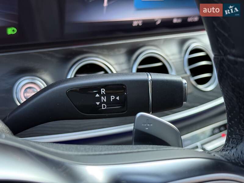 Седан Mercedes-Benz E-Class 2020 в Києві